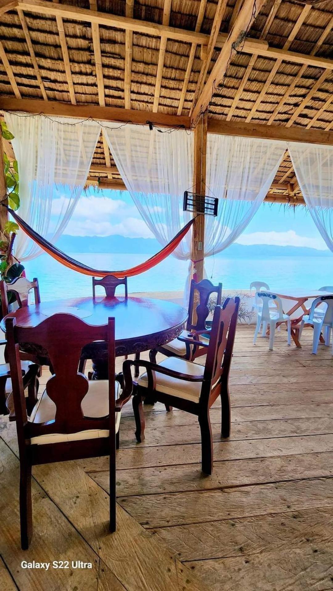 Chue&Larry'S Beachside Homestay Libagon Bagian luar foto