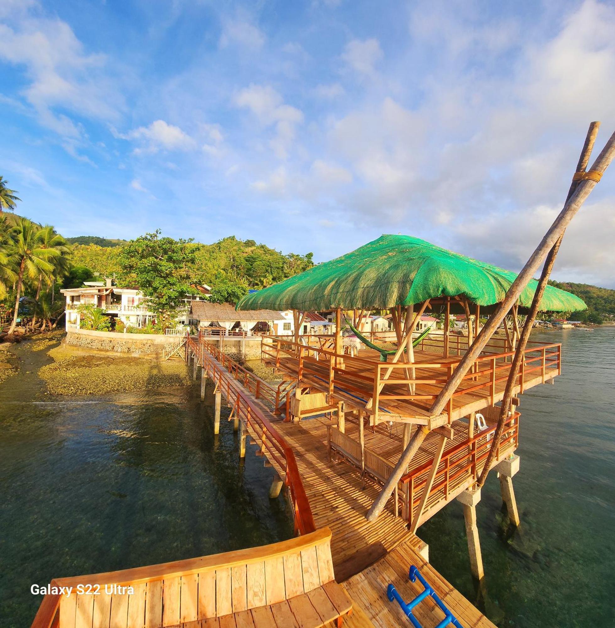 Chue&Larry'S Beachside Homestay Libagon Bagian luar foto
