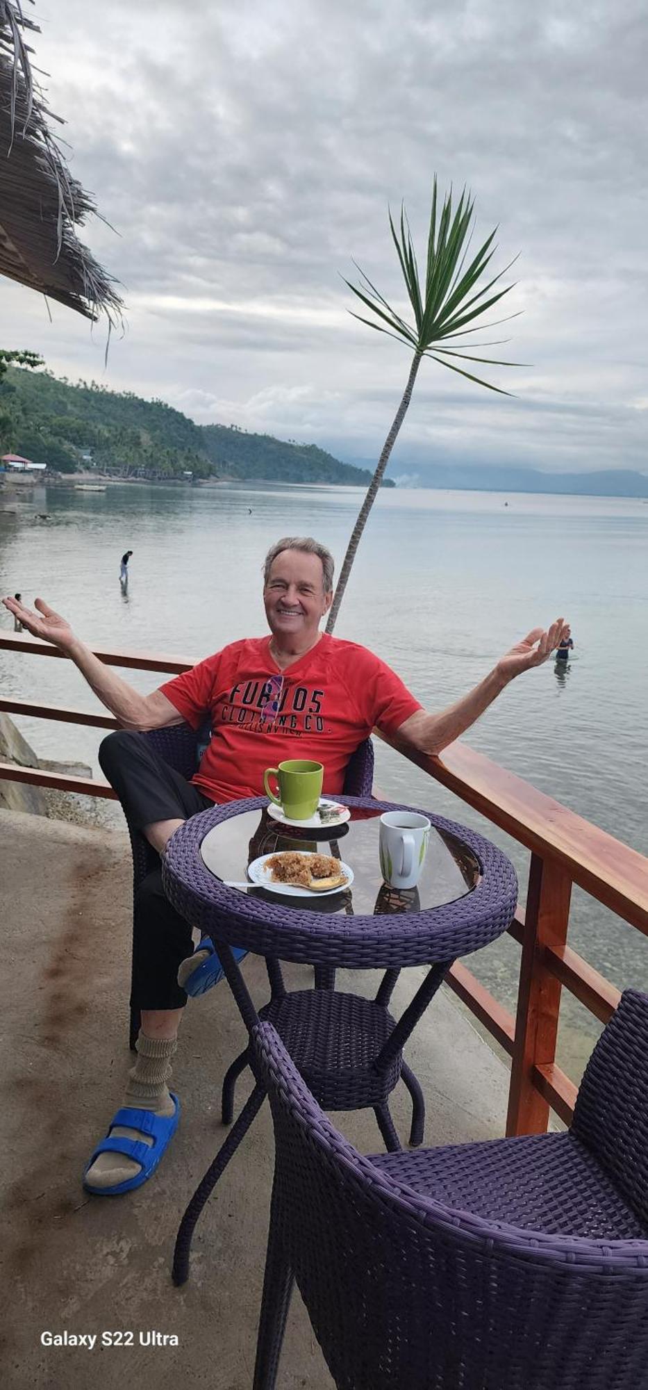 Chue&Larry'S Beachside Homestay Libagon Bagian luar foto