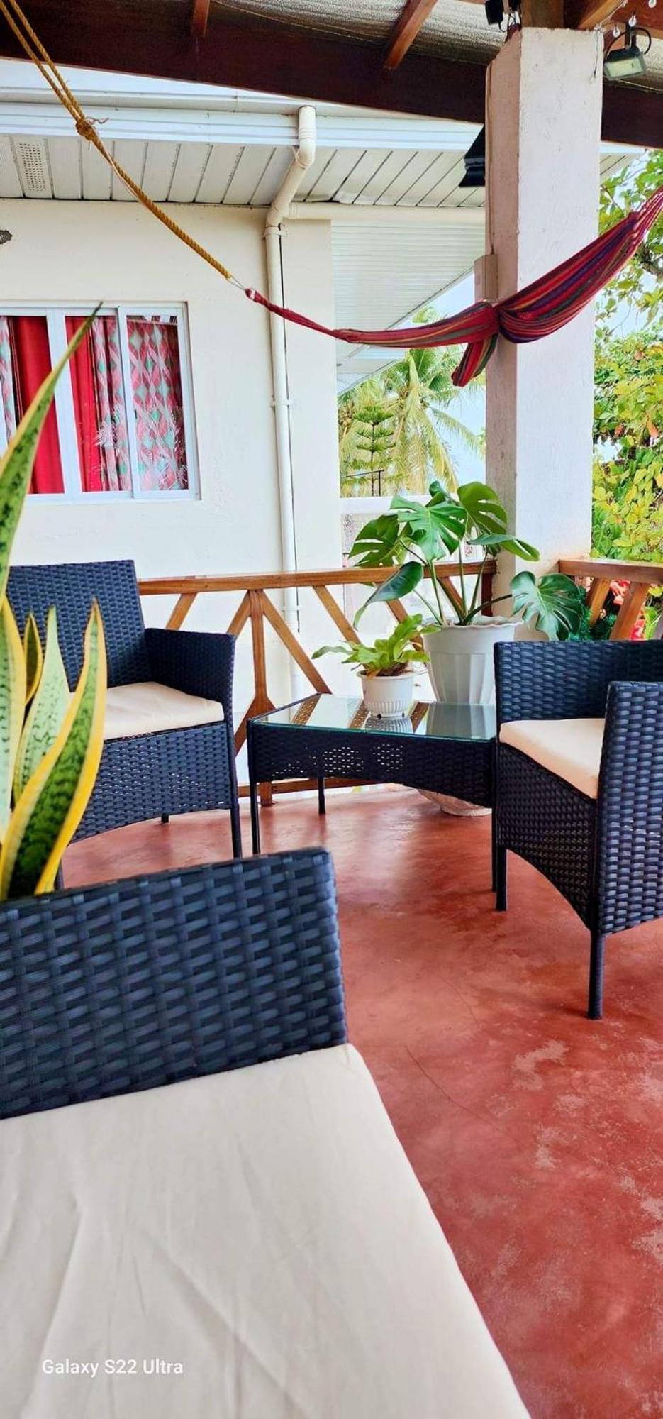 Chue&Larry'S Beachside Homestay Libagon Bagian luar foto